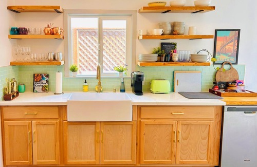 Bushrod House | Charming Temescal Retreat near UC-Berkeley