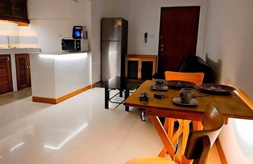 Bang Phong Phang Apartment | Charming 1-bedroom apartment in welcoming Yan Nawa with AC, WiFi