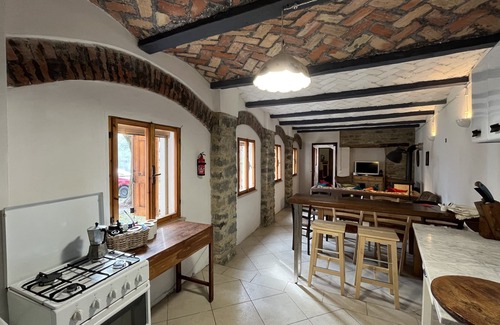 Bonzeto House | Charming Three-Bed Stone House With Mountain and River Views