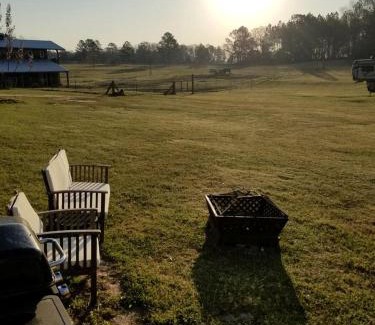 Georgia Coast House | Charming Tiny House Retreat in Danville, Georgia