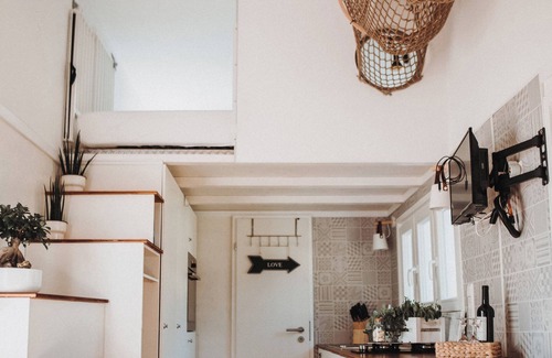 Ziemetshausen House | Charming Tinyhouse in delightful Ziemetshausen with WiFi near Legoland
