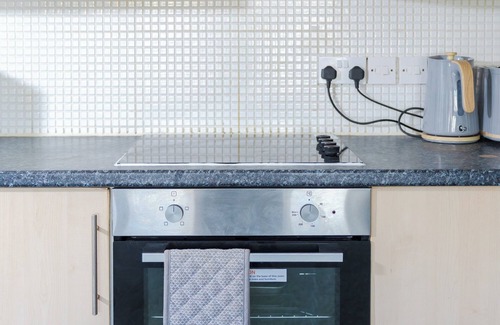 Manchester Apartment | Charming top-floor 2-bedroom apartment in Whalley Range