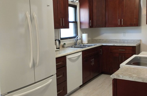 Lincoln House | Charming Top Floor Home Close to I-80, UNL, & Downtown