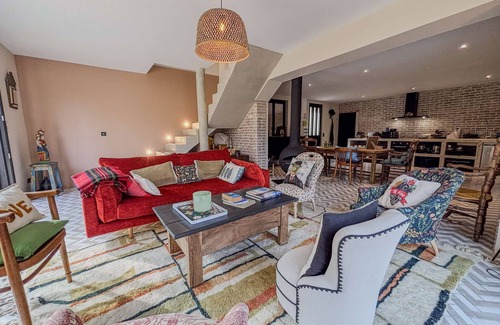 Chambois House | Charming townhouse with garden and wifi