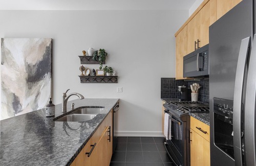 Southeast Omaha House | Charming Townhome in Omaha’s Historic Old Market