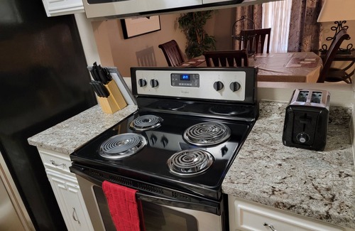 South Arlington House | Charming townhome with free parking on premises