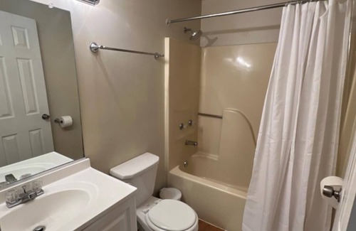 Windsor Mill House | Charming townhome with WiFi and fitness room in lovely Woodlawn