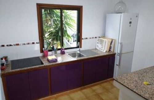 Playa de la Calera Villa | Charming townhouse 100 meters from Playa Calera and overlooking English Mérica