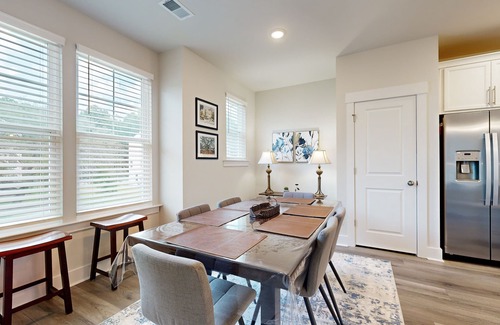 Goose Creek House | Charming townhouse with deck and washer/dryer, central AC, and WIFI