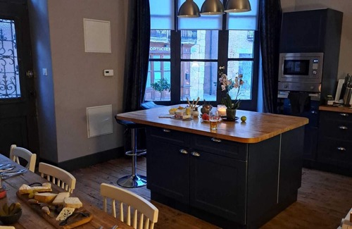 Pays-de-Belves House | Charming traditional house 50 m from town center.