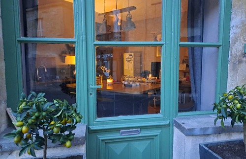 Pays-de-Belves House | Charming traditional house 50 m from town center.