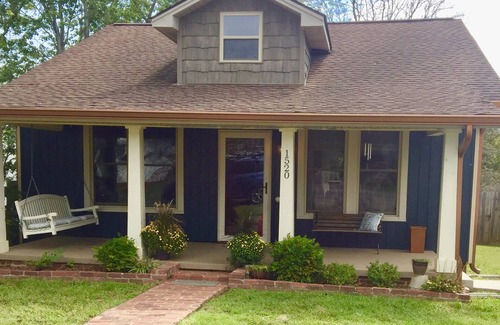 Cleveland House | Charming, trendy home in quaint downtown historic district of Cleveland