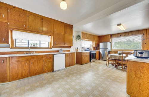 Trinidad House | Charming Trinidad Home ~ 2 Mi to Main Street!