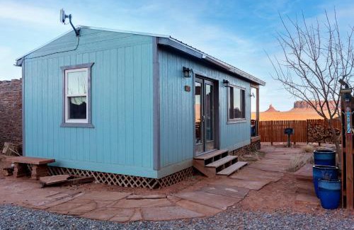 Monument Valley House | Charming Turquoise Cabin in Monument Valley