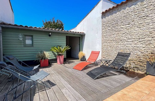 Le Bois-Plage-en-Re House | Charming two-storey village house with courtyard