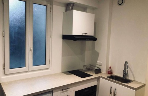 Gambetta Apartment | Charming two-room apartment 2 minutes from La Défense