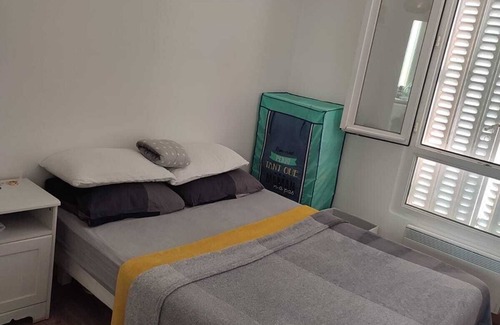 Gambetta Apartment | Charming two-room apartment 2 minutes from La Défense