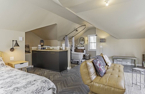 Valatie House | Charming Upstate Loft