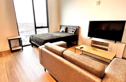 Downtown Phoenix Condo | Charming Urban Oasis: Cozy Retreat in the Heart of the City