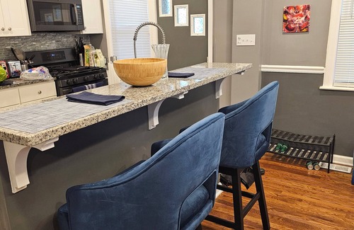 Baltimore House | Charming Urban Retreat: 4 Bedroom, 2 Bath Townhouse in Baltimore City, Maryland