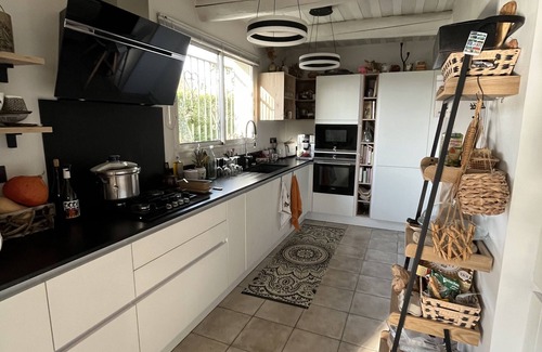 L'Isle-sur-la-Sorgue Villa | Charming villa with pool and garden. Isle sur la Sorgue