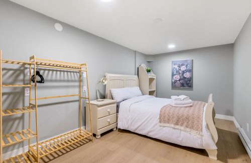 Dunbar House | Charming Vancouver Stay