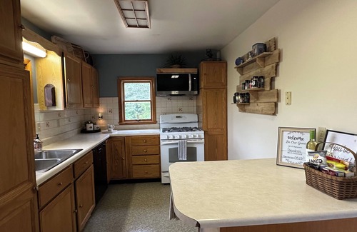 Rochester House | Charming Vermont Retreat: 2 Bedroom, 2 Bath