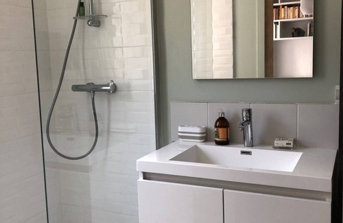 Chamalieres Apartment | Charming, very quiet F2 just a few minutes' walk from the Royat thermal baths.