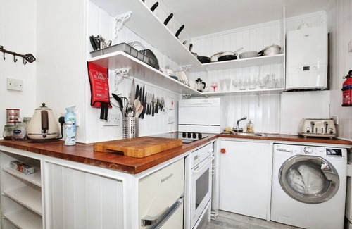 Golborne Apartment | Charming Victorian Apartment in Westminster