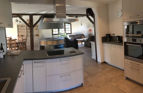 Le Grau-dʼAgde Villa | Charming villa 150 m from the sea with heated pool
