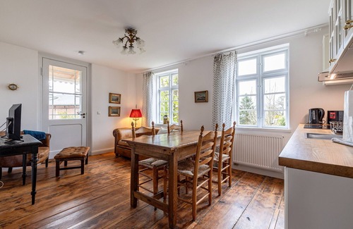 Sassnitz Apartment | Charming Villa Gustavia in Sassnitz with balcony - FeWo Königsstuhl