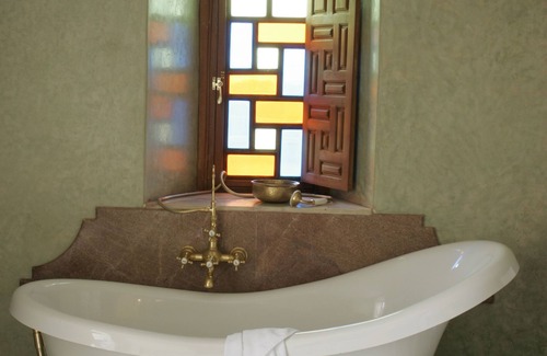 Saada Bed & Breakfast | Charming villa in an orchard