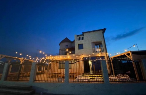 Eforie Villa | Charming villa in superb Eforie with WiFi, AC