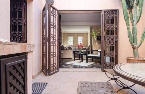 Cite Charaf Villa | Charming villa, located 10 minutes from the ocean