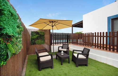 Villaverde Villa | Charming Villa "Susana" with Mountain View, Garden, Terrace & Pool