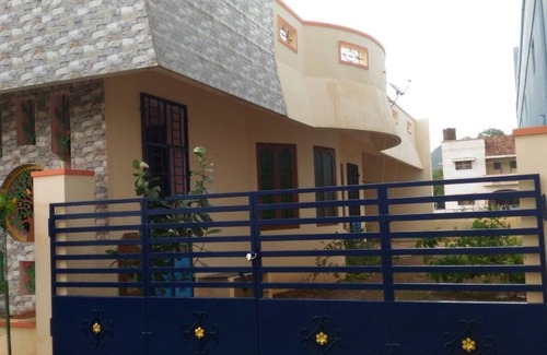 Tiruvannamalai Villa | Charming villa with WiFi, fitness room in lovely Tiruvannamalai