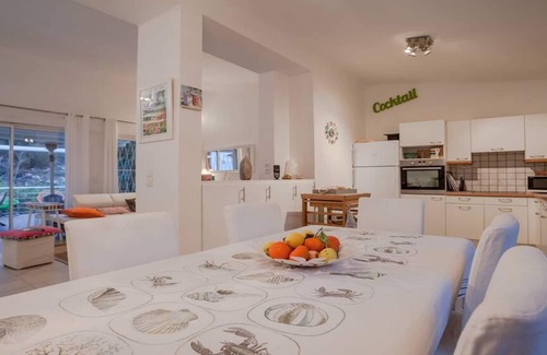 Le Lavandou House | Charming villa with private pool 3 minutes walk from the beach -Le Lavandou