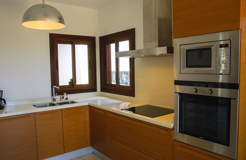 Nazaret House | Charming villa with heated pool and views