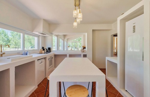 Grandola House | Charming Villa with Private Pool close to Comporta