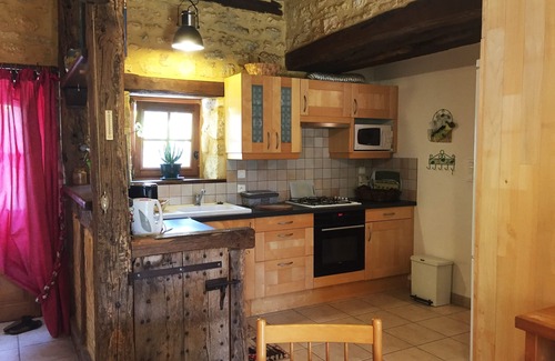 Saint-Cyprien House | CHARMING VILLAGE HOUSE & ENCLOSED GARDEN SET IN A MEDIEVAL VILLAGE CLOSE SARLAT