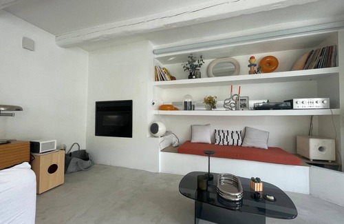 Mazargues House | Charming village house with swimming pool