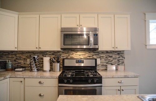 Saugatuck House | Charming w/Grill, Hot Tub, firepit, Trails, 3.3 Acres-Just 4 Mi From Saugatuck!