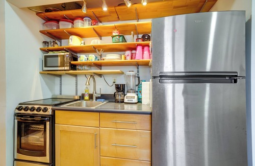Waialua Condo | Charming Waialua Vacation Rental - Near Beach!