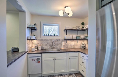 Perinton Apartment | Charming & Walkable Fairport Village Apartment!