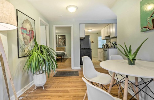 Warwick House | Charming Warwick Vacation Rental: Walk to Bay