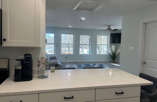 Calvert Beach-Long Beach Apartment | Charming water view 2-bedroom apartment with beach access in Saint Leonard