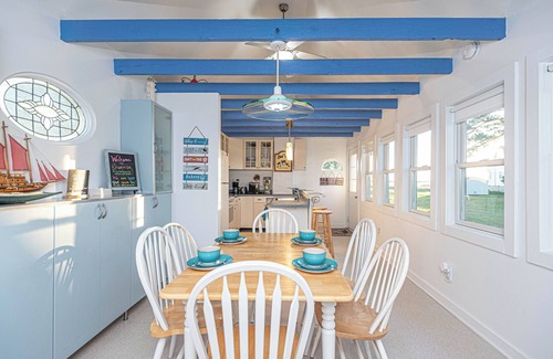 Fishing Creek Other | Charming Waterfront Farmhouse 10 minutes from Blackwater NWR - Pet Friendly
