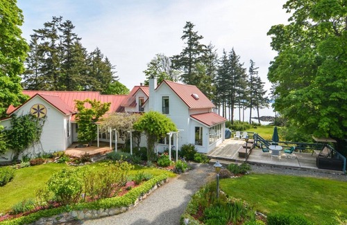 Friday Harbor House | Charming waterfront 4 br gated estate on 8 acres with private beach and buoy.