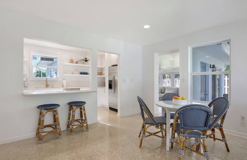 Inlet District House | Charming Waterfront 3-bedroom house in Jupiter Inlet Village District