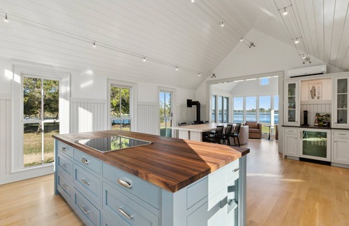 Bozman Cottage | Charming Waterfront Cottage Retreat near St. Michaels